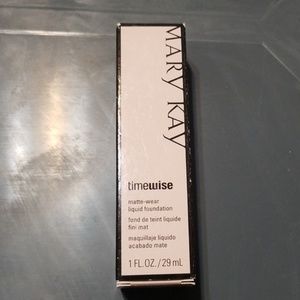 Mary Kay Time Wise Matte Wear Ivory 7